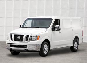 Nissan NV1500 Standard Roof 2010 года